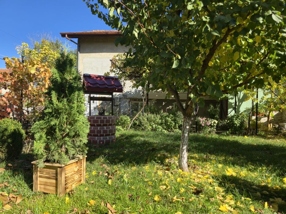 Дървени кашпи, декоративни саксии