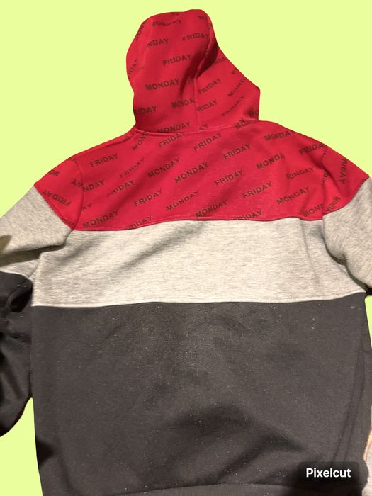 Мъжка блуза с качулка