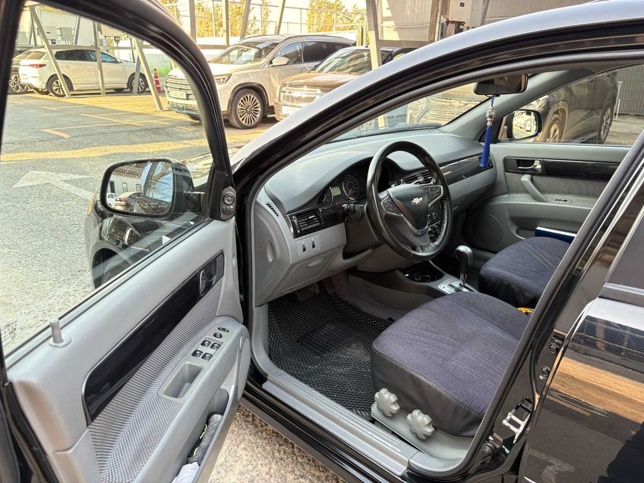 Chevrolet Gentra 3-позиция Style