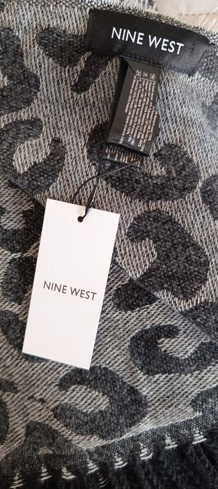 Дамски  шал  нов