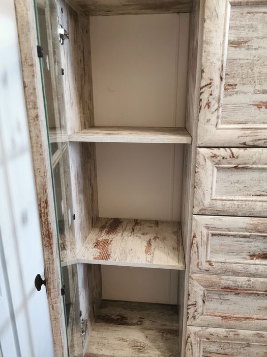 Шкаф за кухня или хол