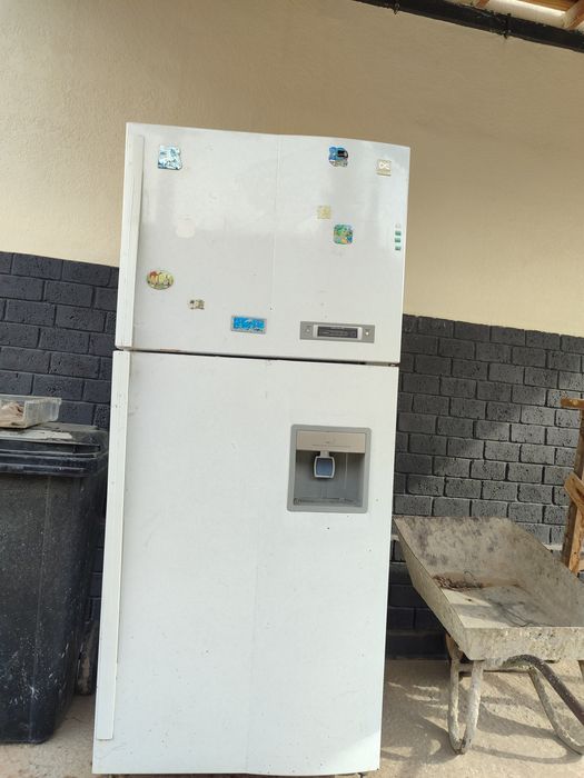 Холодильник фирмы Дайво