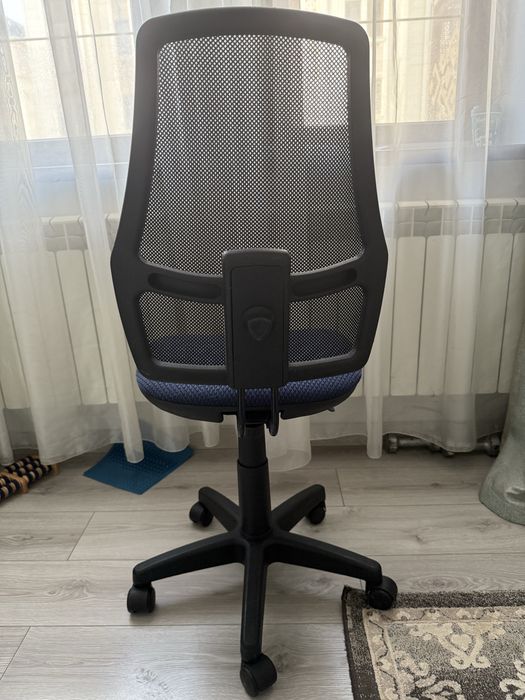 Компьютерное кресло