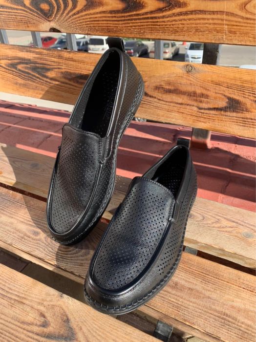 Новая мужская обувь