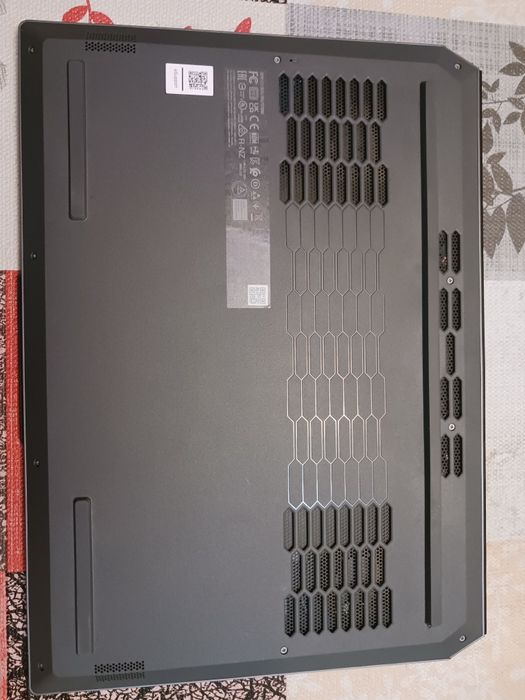 Laptop Gaming Lenovo LOQ 15IAX9 | i5-12600HX | RTX 3050 6Gb, RAM:24Gb