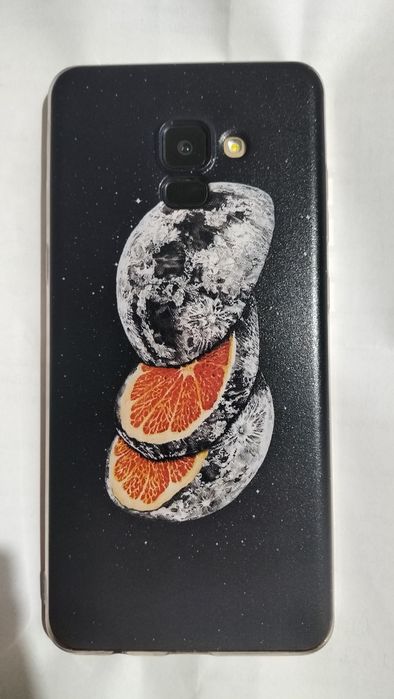 Продам телефон Самсунг galaxy a8 plus 2018 года