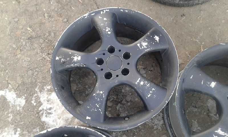 Продам оригинальные легкосплавные диски