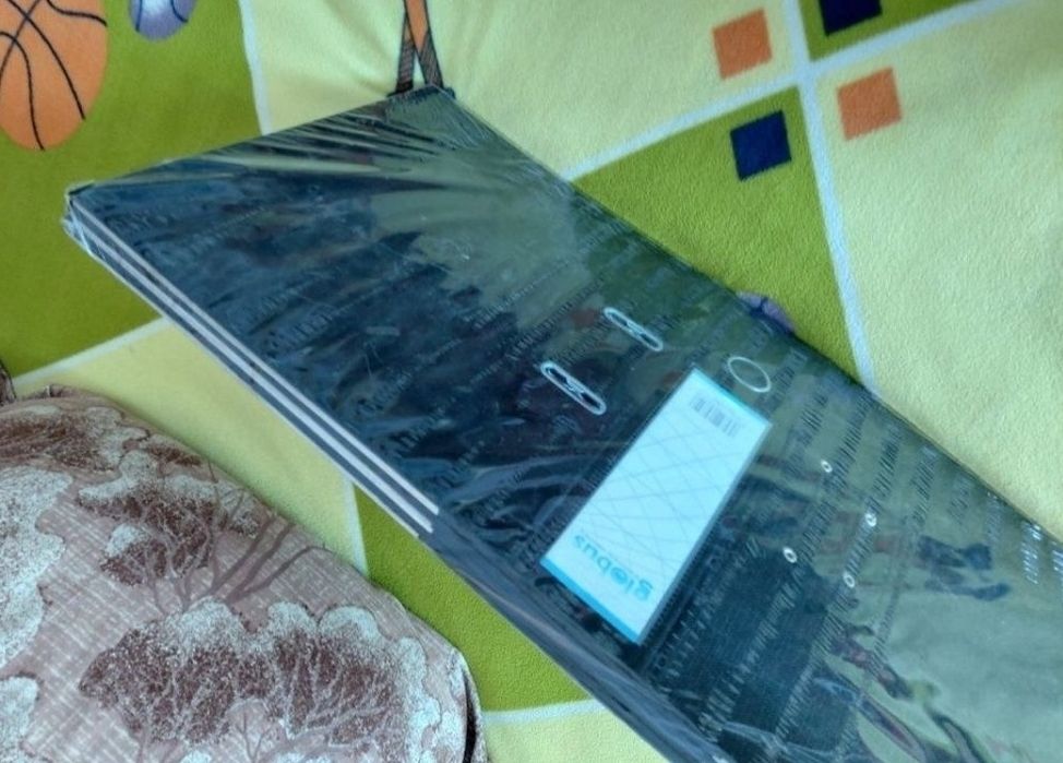 Продам папки - регистры, широкие