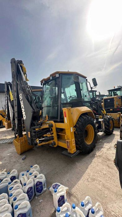 Экскаватор-погрузчик XCMG XC870HK