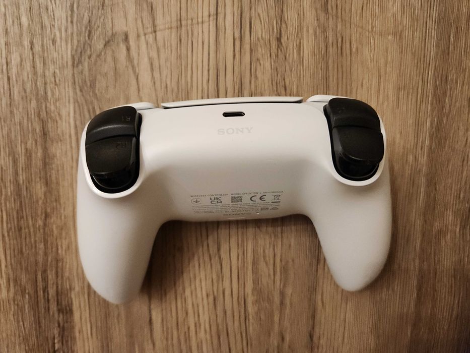 Controller (maneta) Dualsense pentru PlayStation 5 (PS5)