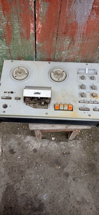 Бабиный магнитофон,эльфа -201-3