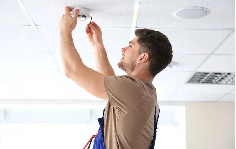 Texnik mutaxassislar ishga taklif qilamiz