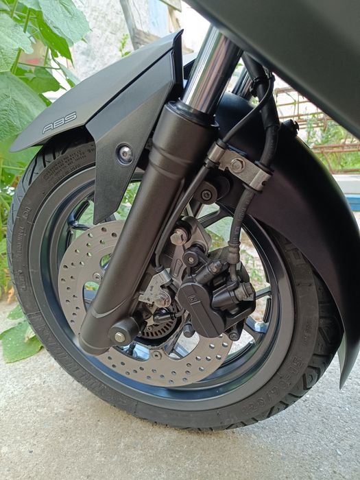 Scuter Yamaha X-max 250 abs