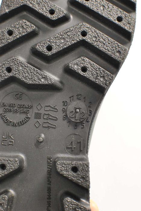 Delta Plus cizme de cauciuc  cu protectie metalica mas 41  (3690E22)