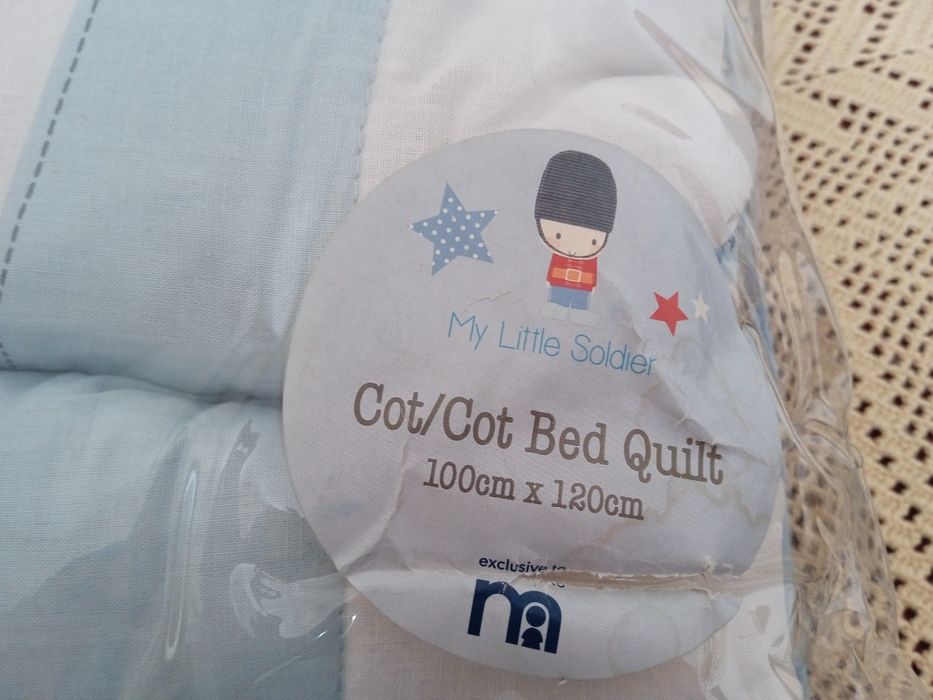 НОВ Пълен спален комплект за бебе Bizzi Growin My Little Soldier