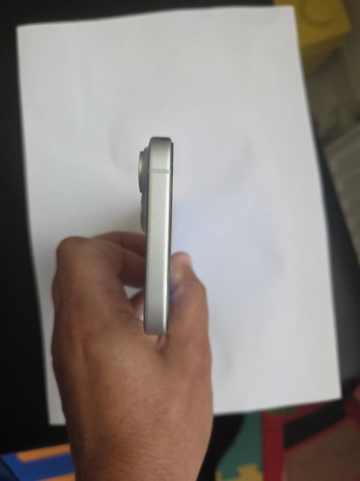 IPhone 15 128GB white