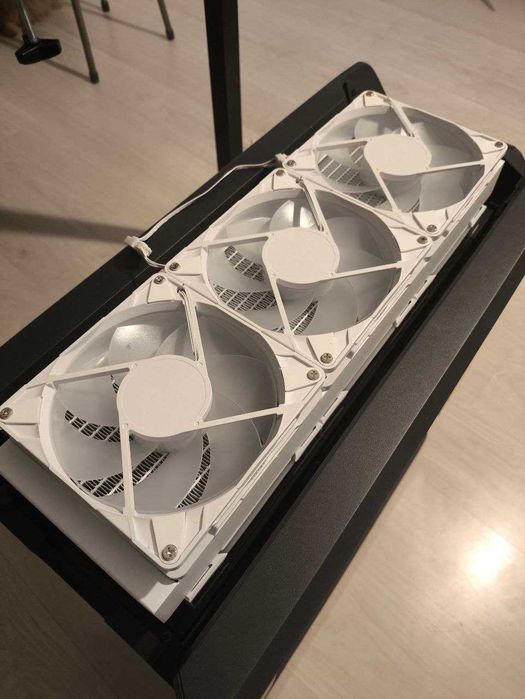 Новые вентиляторы Arctic Cooling P14