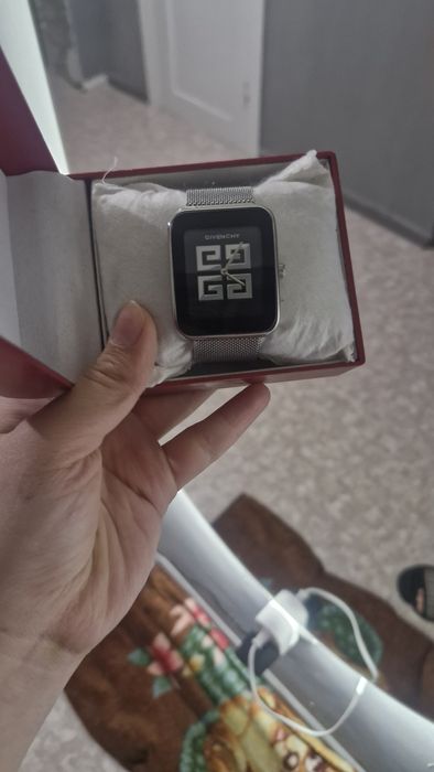 Часы Givenchy

магнитный ремешок

Люкс