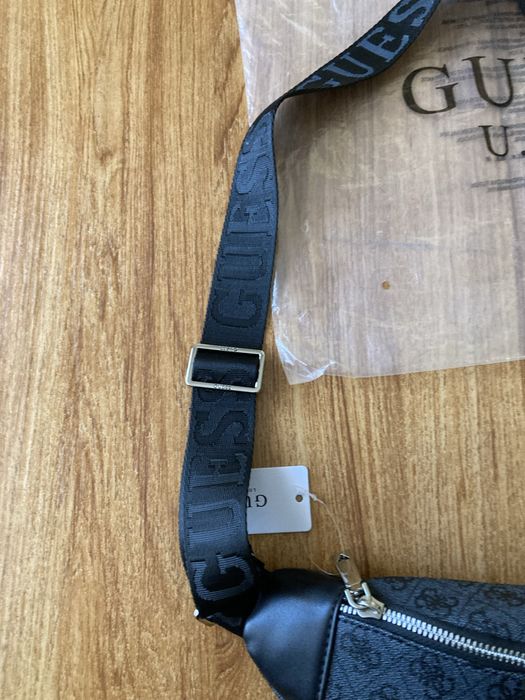 Мъжка оригинална чанта  Guess