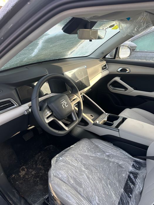 Продаю BYD Yan up