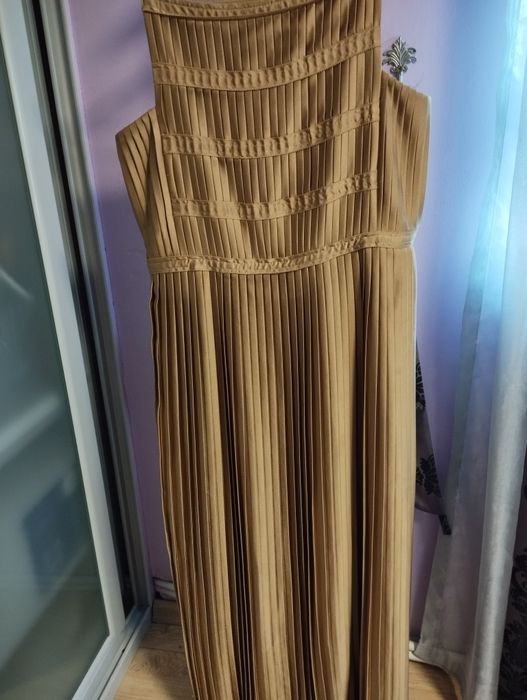 Рокля,Нова ,дълга