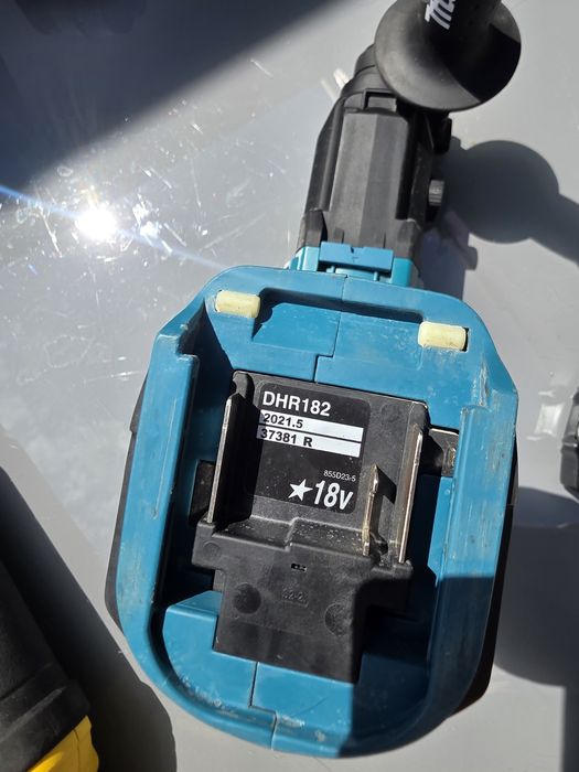 Rotopercutor Makita DHR 182