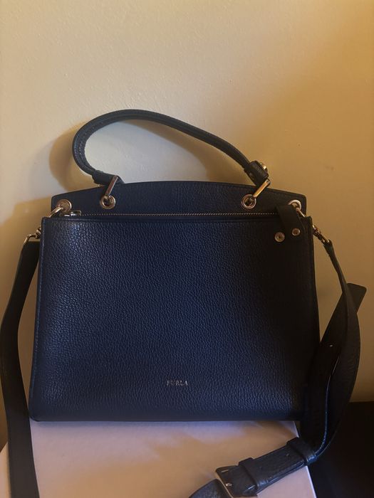 Poseta Furla crossbody din piele