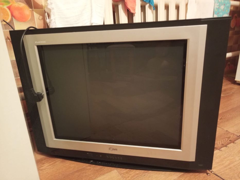 Продам Телевизор б/у