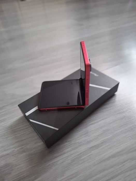 Sammsung Galaxy Z Flip7