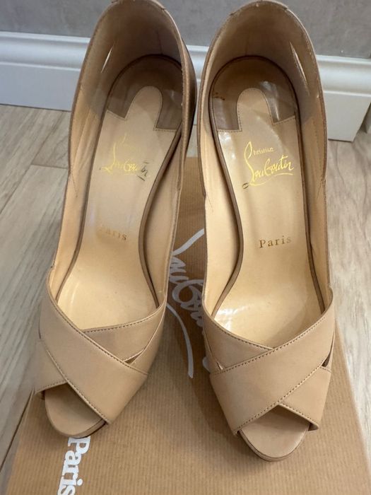 Продам туфли christian louboutin 38 размер