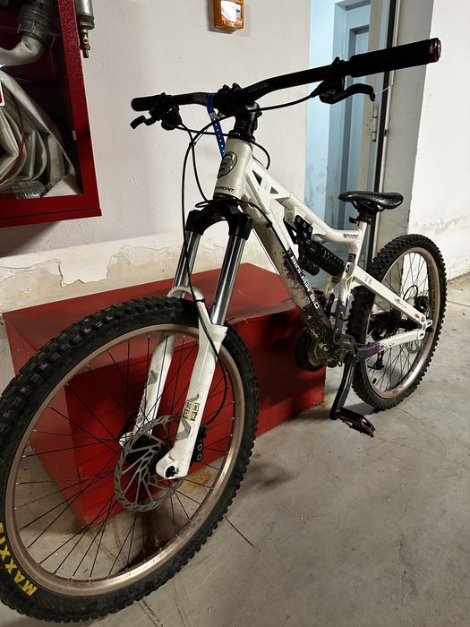 Bicicleta Downhill Bergamont Big Air 6.0