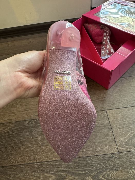 Обувки Barbie x Aldo 38 размер Limited Ed.