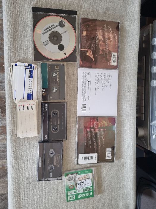 Pachet CD-uri Muzica Originale, Casete Chrome.,etc.