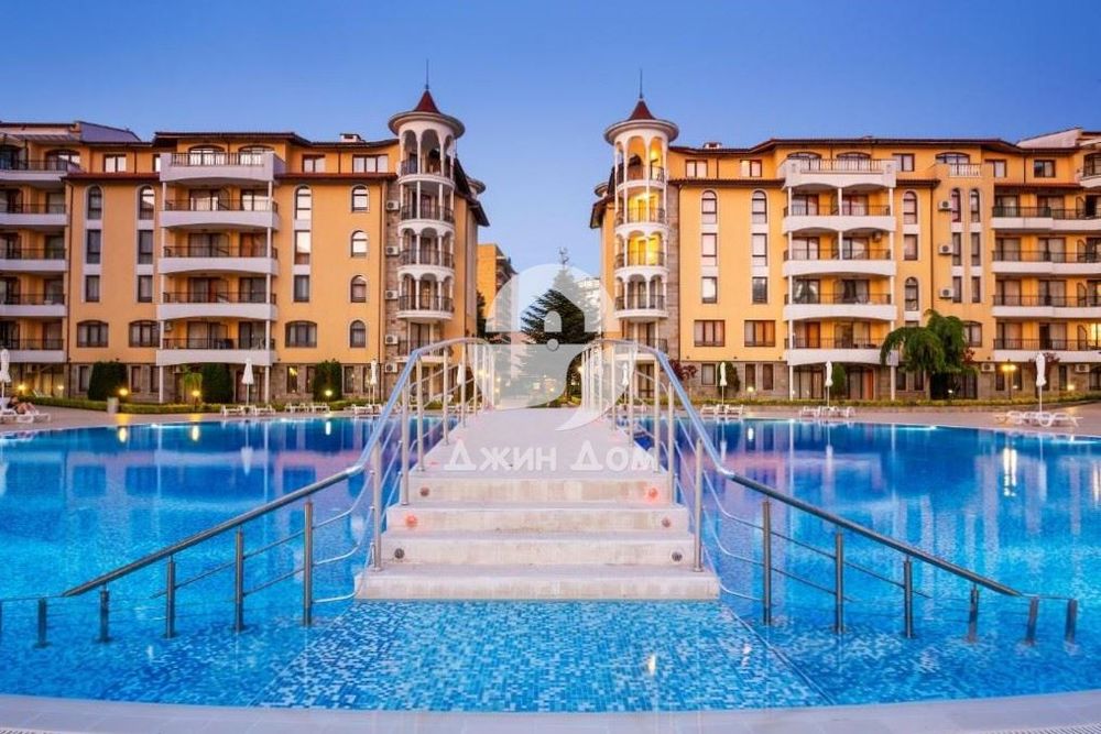 Продава се Тристаен апартамент в к.к. Слънчев бряг - 81 кв.м за 1093 €/кв.м - Снимка #9