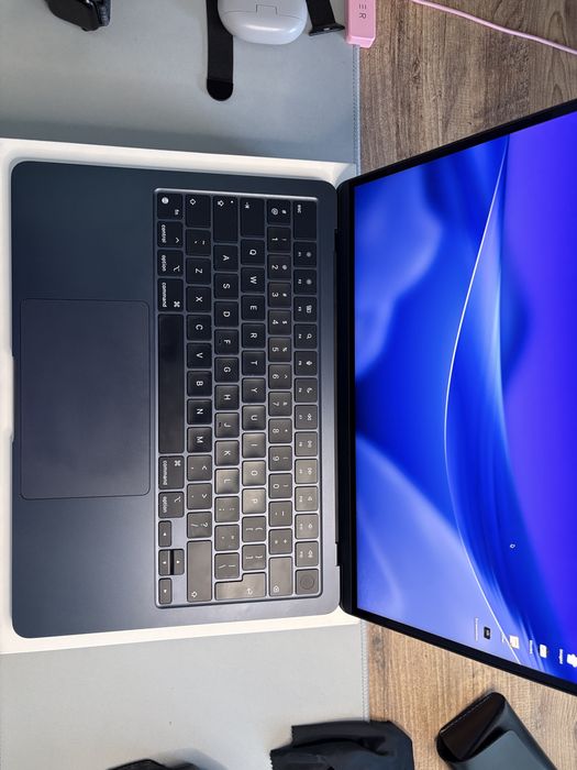 macbook air m3 24gb • Anunturi gratuite • OLX.ro