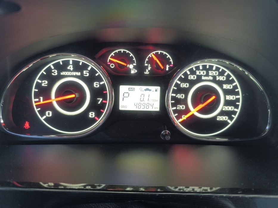 Gentra avtomat sotiladi