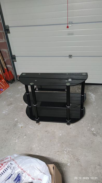 Тумбочка стеклянная