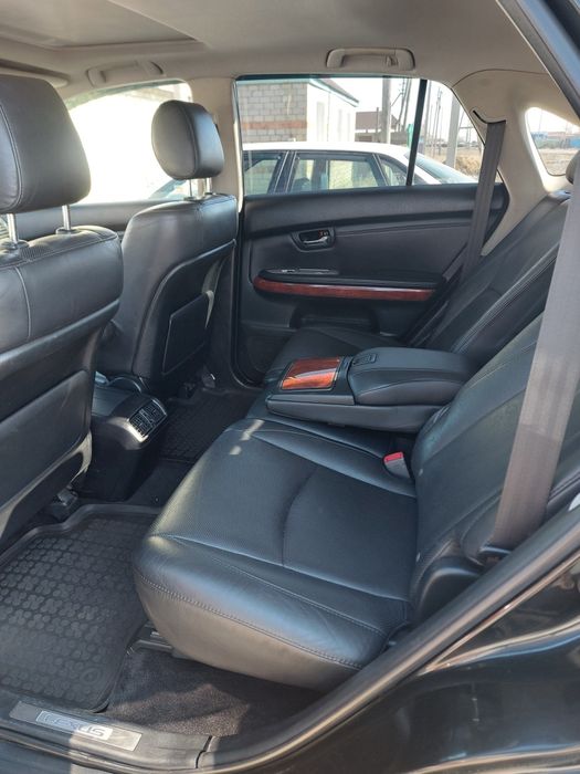 Продам лексус в хорошем состоянии