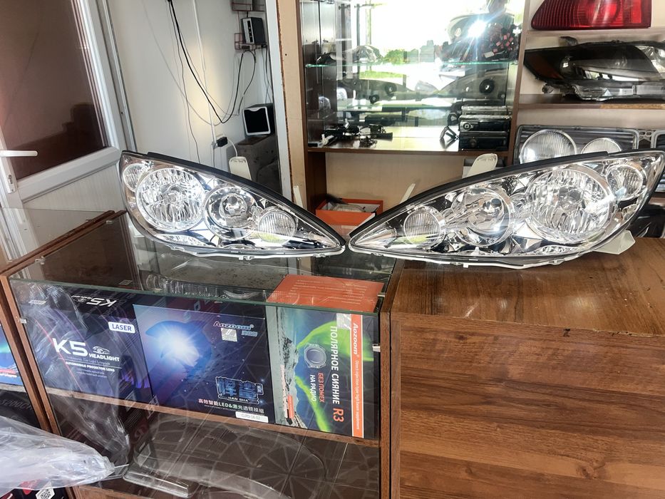 КАМРИ 35 Фара оригинал