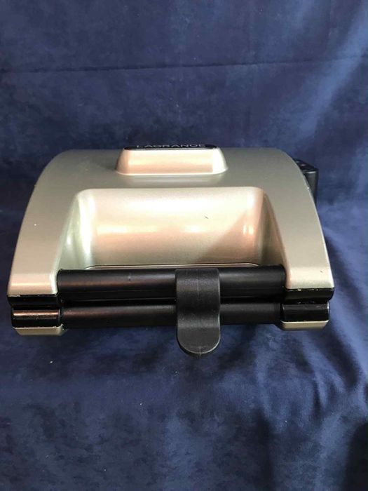 Гофретник и тостер в едно Lagrange