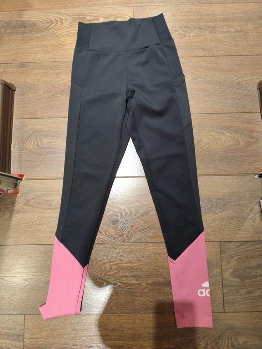 Клин Адидас ,черен с розово