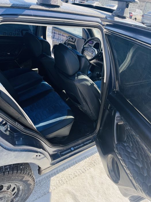 Продам гольф3 1.6 абу