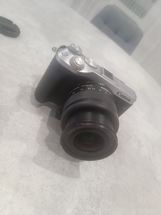 Canon eos m6 kit