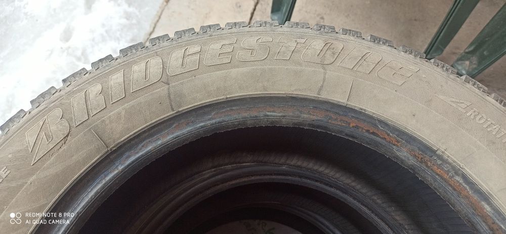 Продам зимний шина