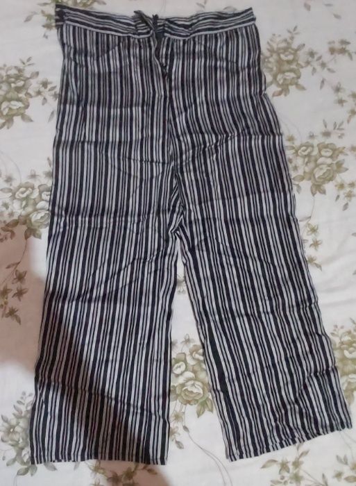 Женские брюки и капри на худеньких девушек. Привозные