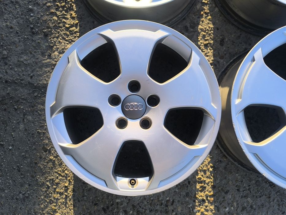 17 цола джанти за Audi A3 8P / Skoda / Volkswagen