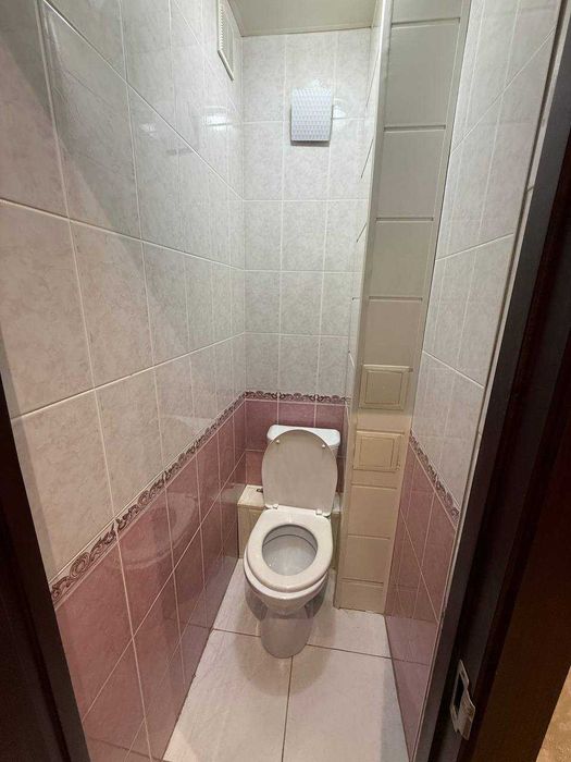 Юнусабад 17 кв 3/3/4 Кирпичный спец план дом. Хороший ремонт