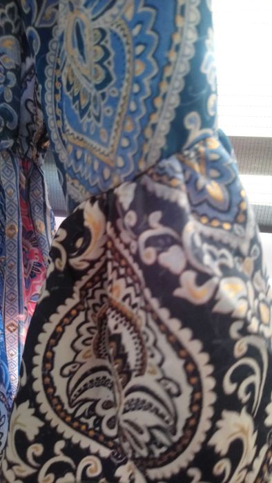 Чисто нова лятна рокля с етикет тип индийска , коприна