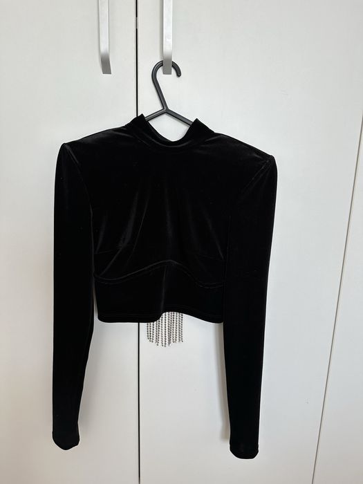 Top din catifea Bershka nou