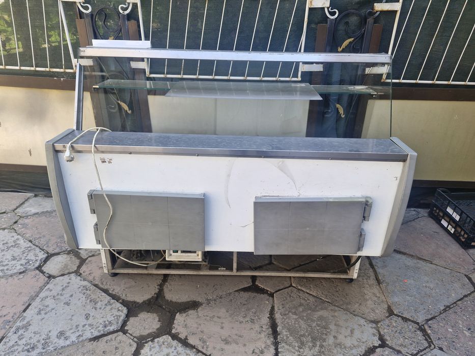 Витирный холодильник